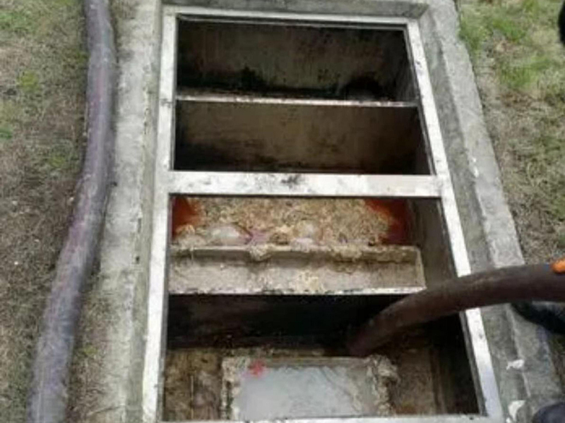墨脱隔油池清理