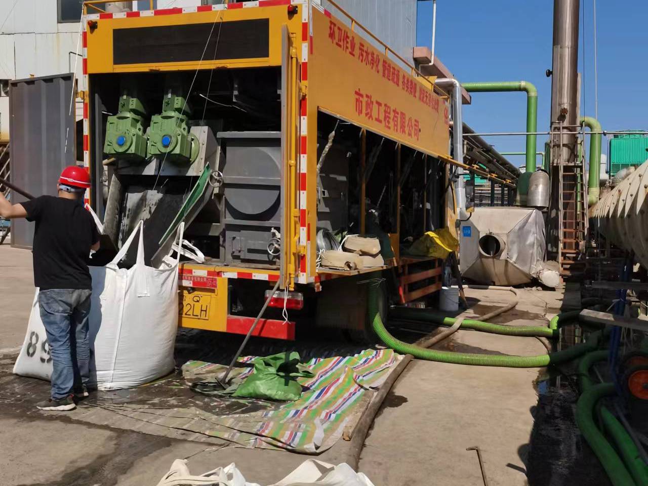 墨脱淤泥压干处理